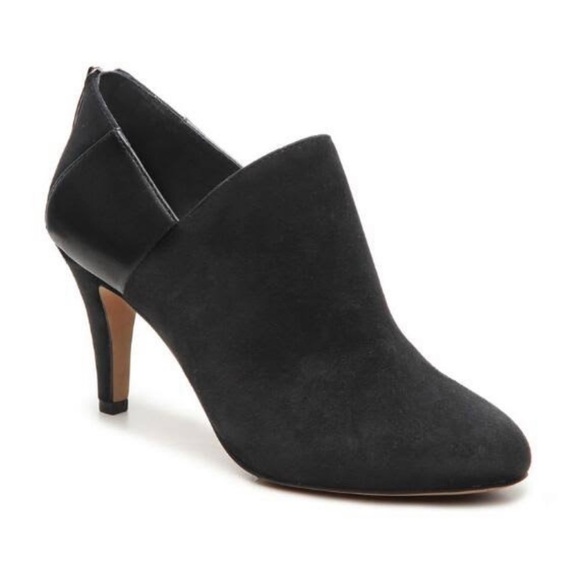 Womens Vince Camuto Vaniesha Black Suede Ankle Heeled Bootie Size 9M/39 - Picture 14 of 14